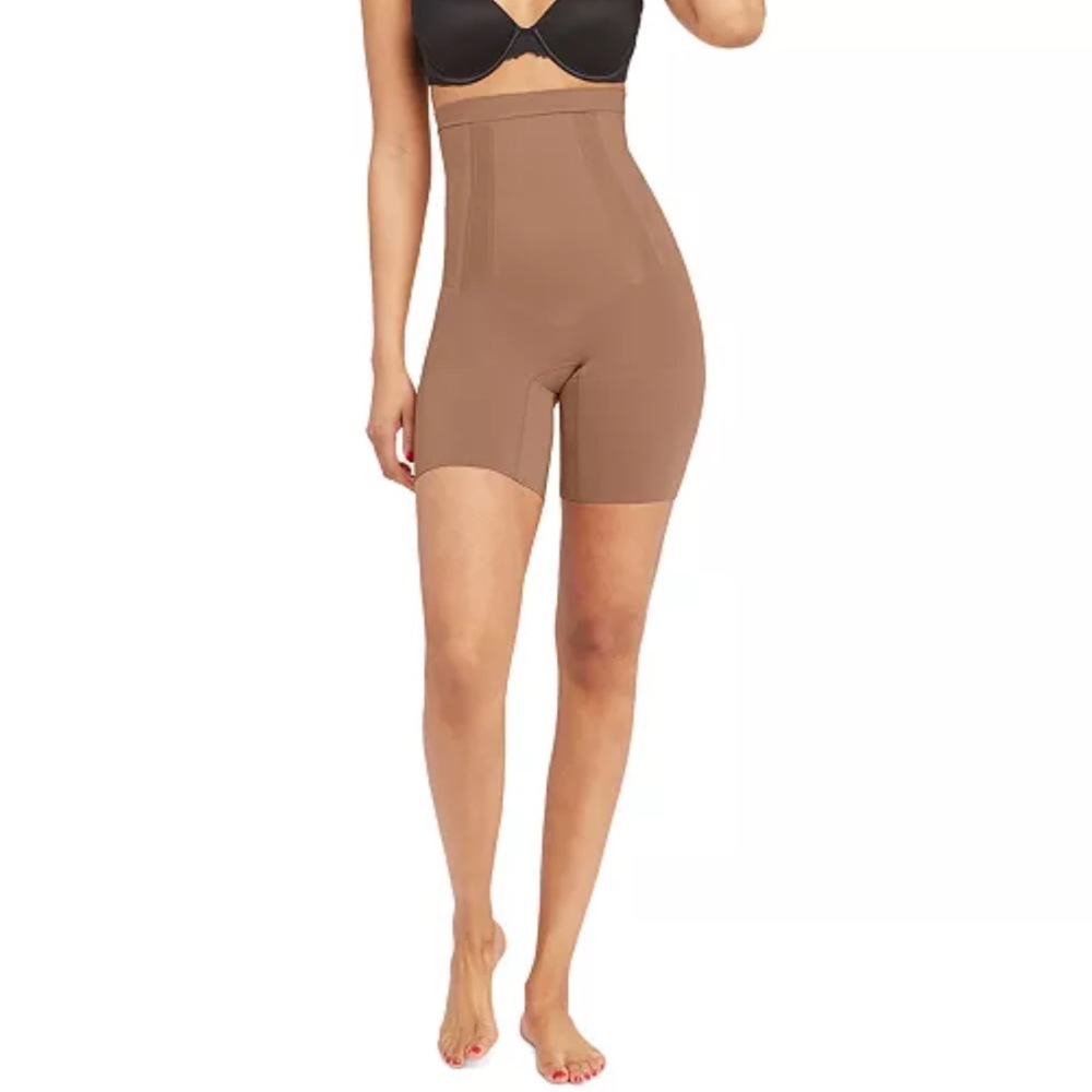 Spanx On‎ Core High-Waisted Shapewear Shorts Mid Thigh
